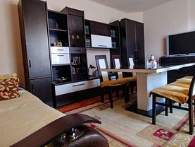 Casa de vânzare 8 camere, în Targu Mures, zona Central