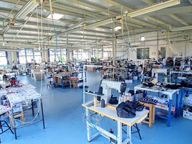Vânzare spaţiu industrial