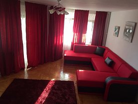 Apartament de vânzare 3 camere, în Bucuresti, zona Decebal