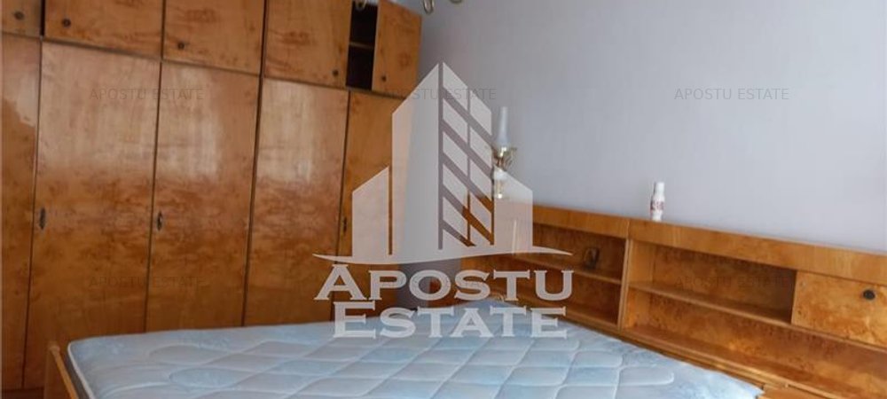 Apartament cu 3 camere, decomandat in zona Cetatii - imaginea 0 + 1