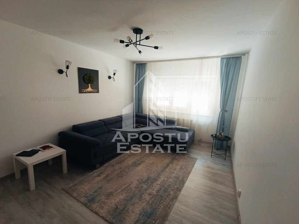 Apartament cu 3 camere, zona Girocului, Centrala Proprie
