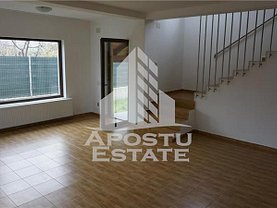 Casa de închiriat 5 camere, în Dumbrăviţa, zona Central