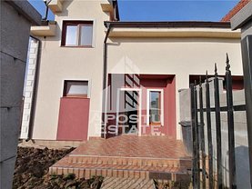 Casa de închiriat 4 camere, în Dumbrăviţa, zona Central