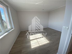 Casa de vânzare 4 camere, în Săcălaz, zona Central