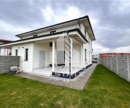 Casa de vânzare 4 camere, în Dumbrăviţa