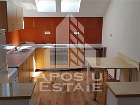 Casa de închiriat 3 camere, în Timişoara, zona Girocului