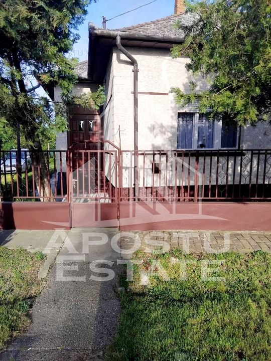 Casa individuala cu 4 camere,Localitatea Csepa-Ungaria ,Comision 0