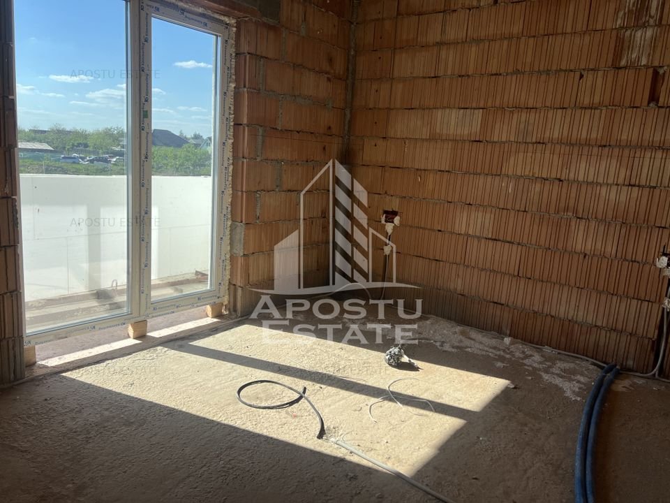 Duplex Modern cu 2 balcoane, P+ et, in Sanandrei