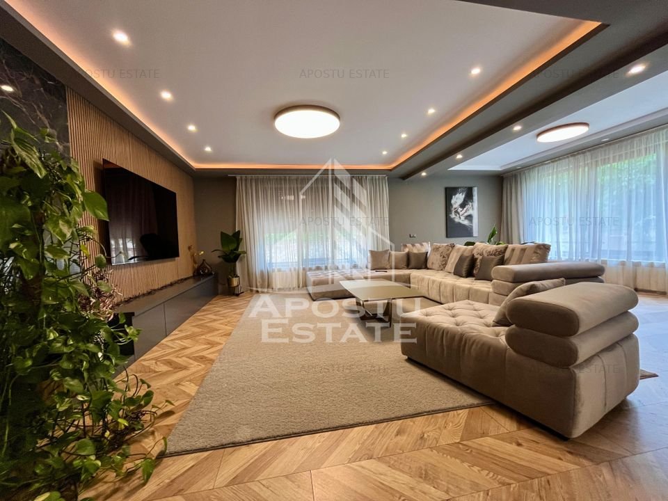Casa de lux cu 5 camere, 5 bai, zona Lipovei
