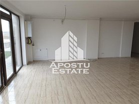 Vânzare spaţiu comercial