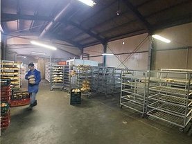 Închiriere spaţiu industrial