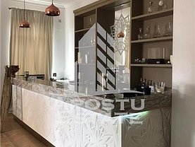 Vânzare spaţiu comercial