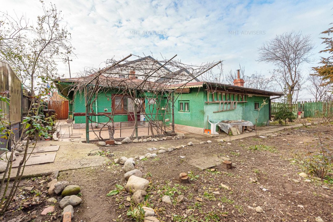 Straulesti - str. Libelulei, casa si teren 432 MP, deschidere 23 m