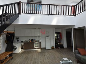 Apartament de vânzare 5 camere, în Poiana Braşov