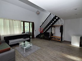 Apartament de vânzare sau de închiriat 4 camere, în Poiana Braşov