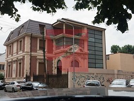 Casa de vânzare 12 camere, în Bucureşti, zona Moşilor