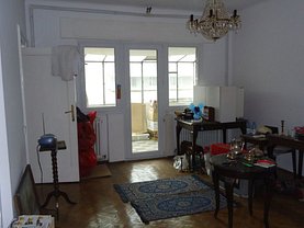 Apartament de vânzare 3 camere, în Bucuresti, zona Dacia
