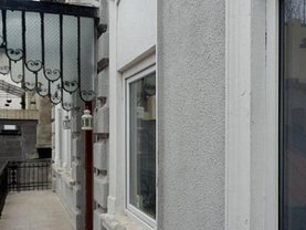 Casa de vânzare 5 camere, în Bucuresti, zona P-ta Victoriei
