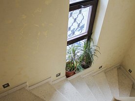 Casa de vânzare sau de închiriat 6 camere, în Bucureşti, zona Cişmigiu