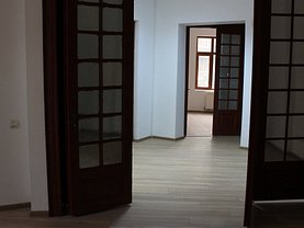 Casa de vânzare 12 camere, în Bucuresti, zona Pache Protopopescu