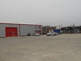 Vânzare spaţiu industrial