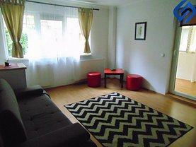 Apartament de închiriat 2 camere, în Cluj-Napoca, zona Central