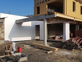 Casa de vânzare 4 camere, în Câmpeneşti