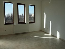 Casa de vânzare 4 camere, în Iasi, zona Valea Adanca