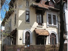 Casa de închiriat 3 camere, în Bucuresti, zona Dorobanti