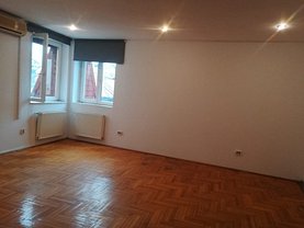 Casa de închiriat 5 camere, în Bucureşti, zona Aviatorilor