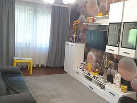 Apartament de vânzare 4 camere, în Bucureşti, zona Crângaşi