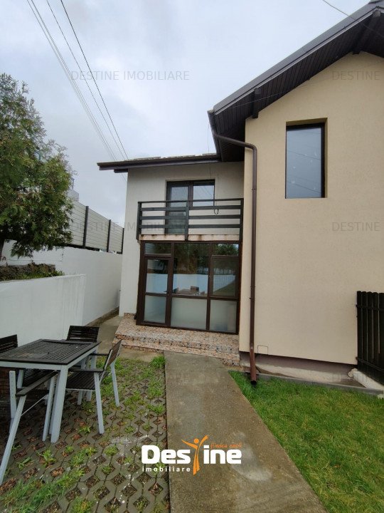 Valea Lupului - Casa triplex 90 mp la pret de apartament