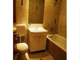 Apartament de vânzare 3 camere, în Bucureşti, zona 1 Decembrie 1918