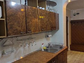 Apartament de închiriat 2 camere, în Bucureşti, zona Central
