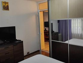 Apartament de închiriat 2 camere, în Bucureşti, zona Central