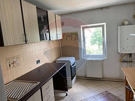 Apartament de închiriat 2 camere, în Bacau, zona Orizont