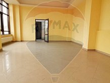 Vânzare spaţiu comercial în Bacau, Ultracentral