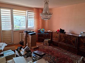 Apartament de vânzare 4 camere, în Cluj-Napoca, zona Mănăştur