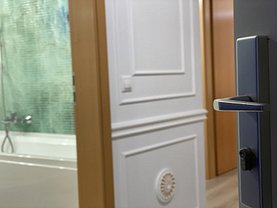 Apartament de vânzare 3 camere, în Braşov, zona Avantgarden