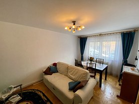 Apartament de vânzare 3 camere, în Braşov, zona Scriitorilor