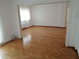 Apartament de vânzare 3 camere, în Bucuresti, zona Rosetti