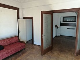 Apartament de vânzare 4 camere, în Bucureşti, zona Romană