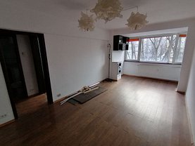Apartament de vânzare 2 camere, în Bucureşti, zona Câmpia Libertăţii