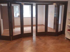 Apartament de închiriat 4 camere, în Bucureşti, zona Romană