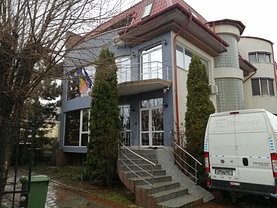 Casa de închiriat 9 camere, în Bucureşti, zona Aviaţiei