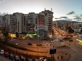 Apartament de vânzare sau de închiriat 4 camere, în Alba Iulia, zona Central