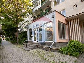 Vânzare spaţiu comercial