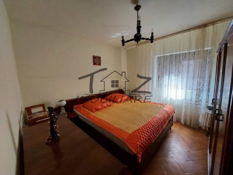 Bucovina - Apartament 4 Camere decomandat - imaginea 4