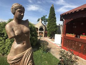 Casa de închiriat 5 camere, în Săcălaz, zona Central