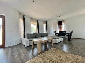 Casa de închiriat 4 camere, în Dumbrăviţa, zona Central